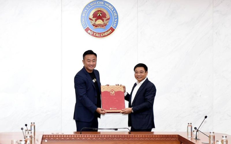 CEO Bybit gặp mặt Bộ Tài chính Việt Nam, thúc đẩy khung pháp lý tài sản số 2 CEO Bybit gặp Bộ trưởng Bộ tài chính Nguyễn Văn Thắng
